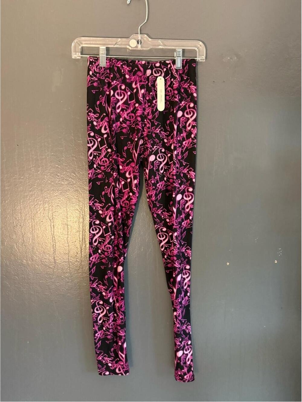 Eevee Women’s Black and Pink Music Note Ankle Leggings with Tags